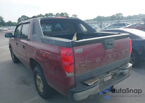 2005 Chevrolet Avalanche C1500 z USA, uszkodzony, nr VIN 3GNEC12ZX5G142963